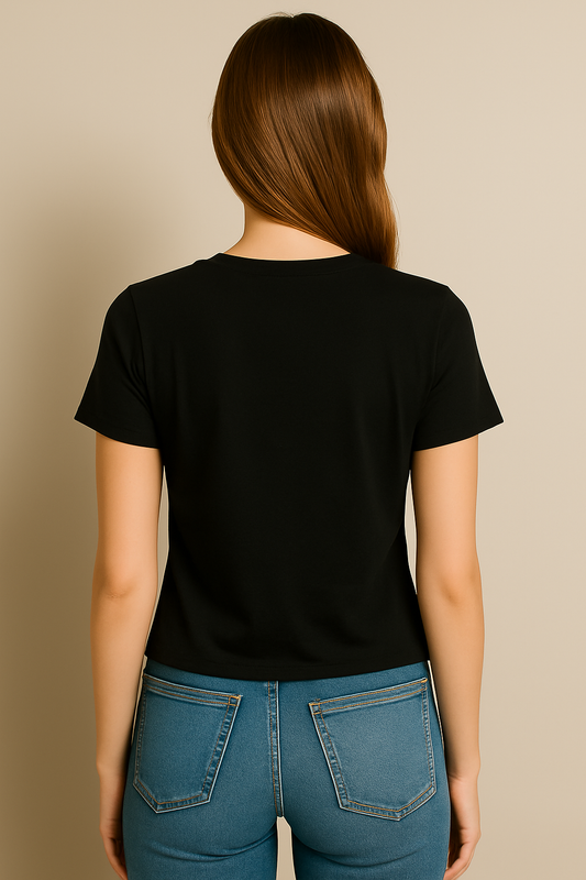 Black Edsneials Necklace Tee
