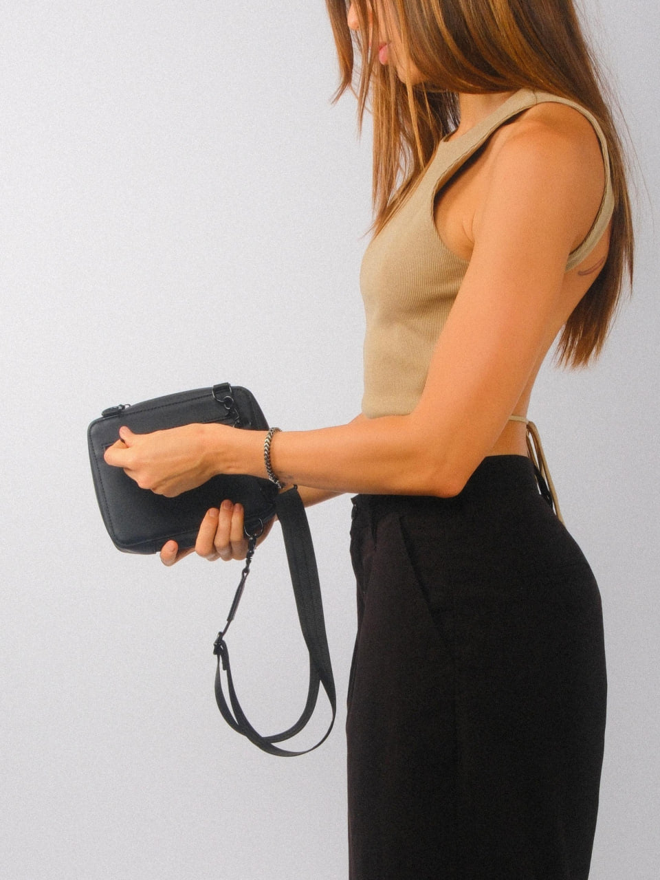 HESHE Okis Bags Collection Mini Locò Leather Crossbody Bag Black (OK30250508)