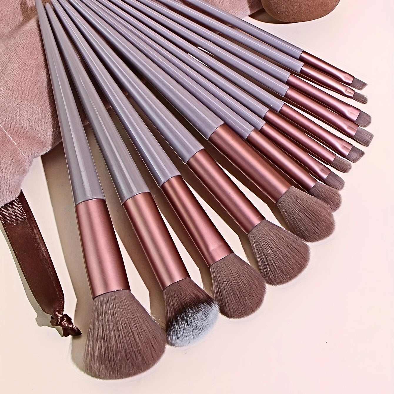 13pcs Soft Makeup Brushes Set With Sponge For Flawless Blending