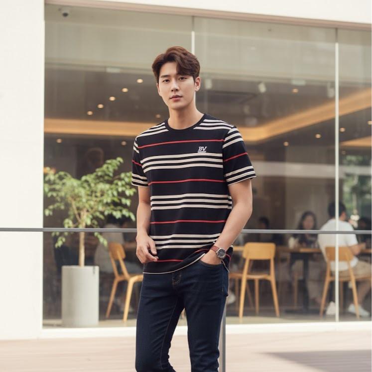 Assorted Men's Shirt in Different Logo for Fashion Wear Activities