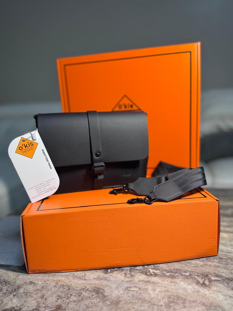 HESHE Okis Bags Collection 240*75*155 Locò Leather Crossbody/Shoulder Bag Black (OK302503-3)