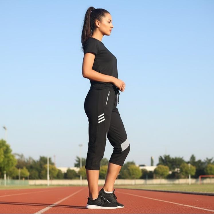 FP9174-7 Women's Classic Cotton Capri Pants with Silver Design