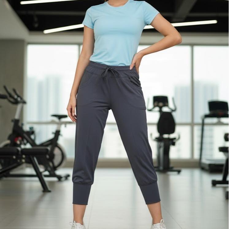 FP074 Women's Classic Cotton Capri Pants Gray with Side Pockets