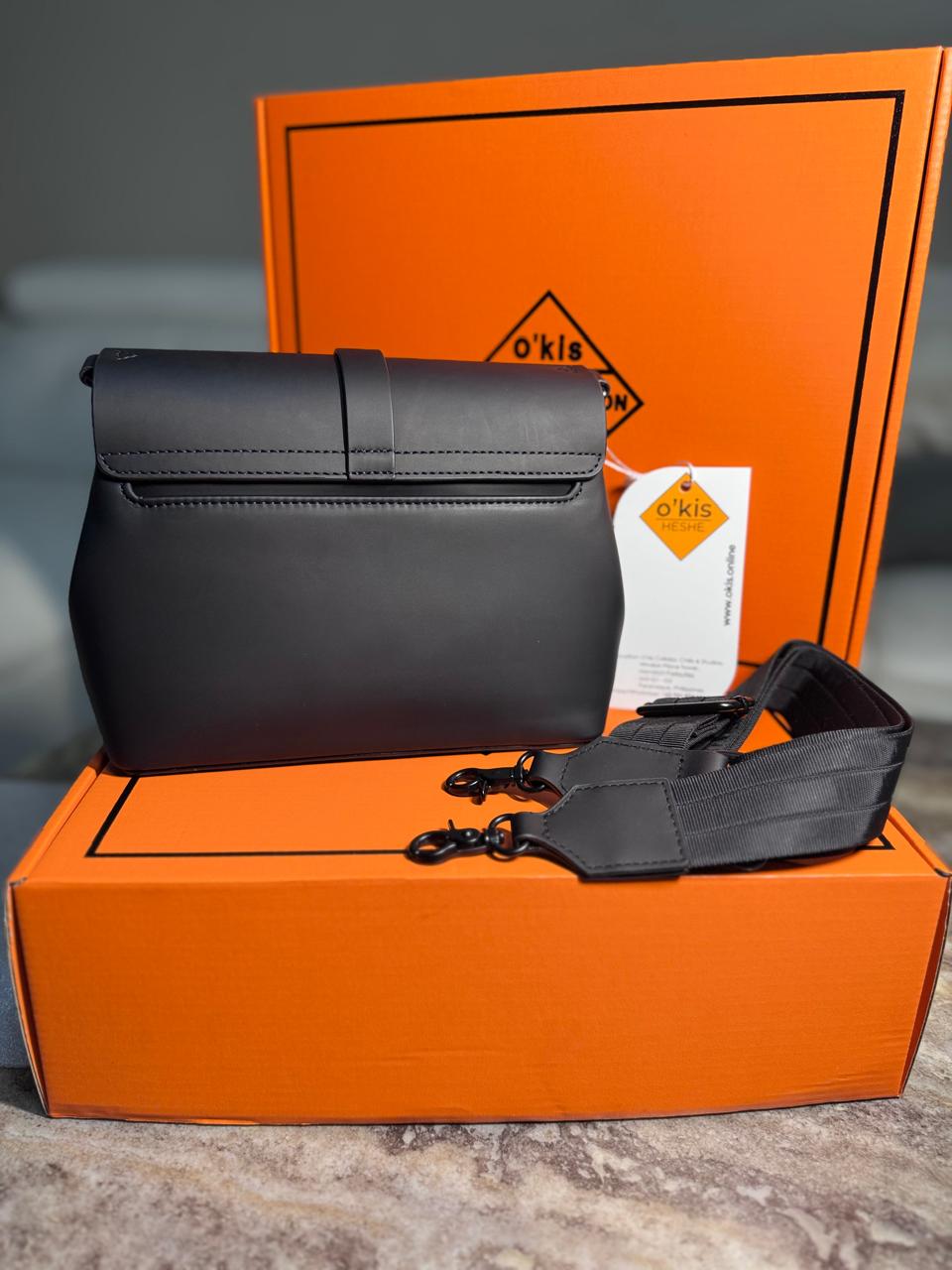 HESHE Okis Bags Collection 240*75*155 Locò Leather Crossbody/Shoulder Bag Black (OK302503-3)