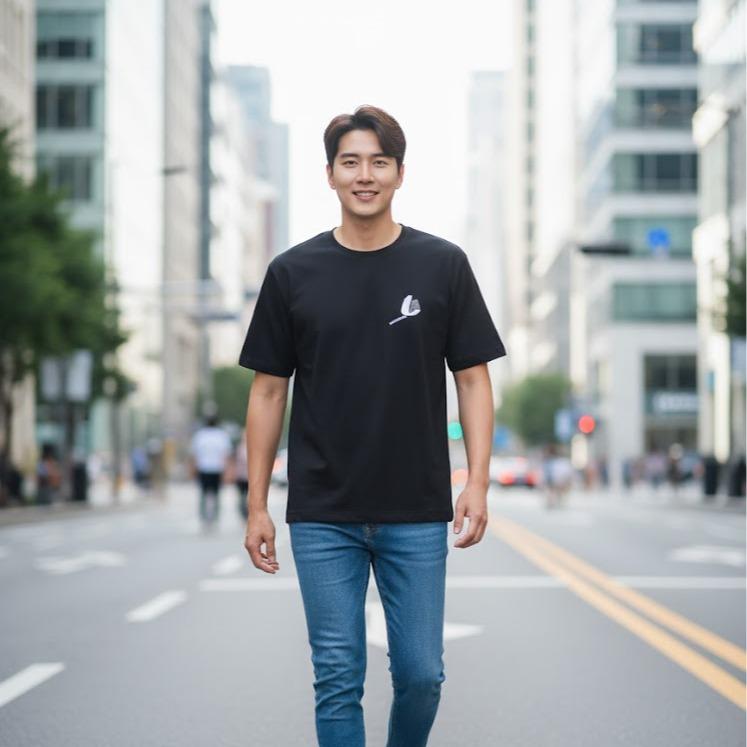 Assorted Men's Shirt in Different Logo for Fashion Wear Activities