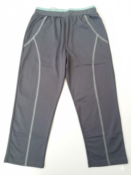 Women's CAPRI Leggings with Short for Sports & Gym Fashion Wear