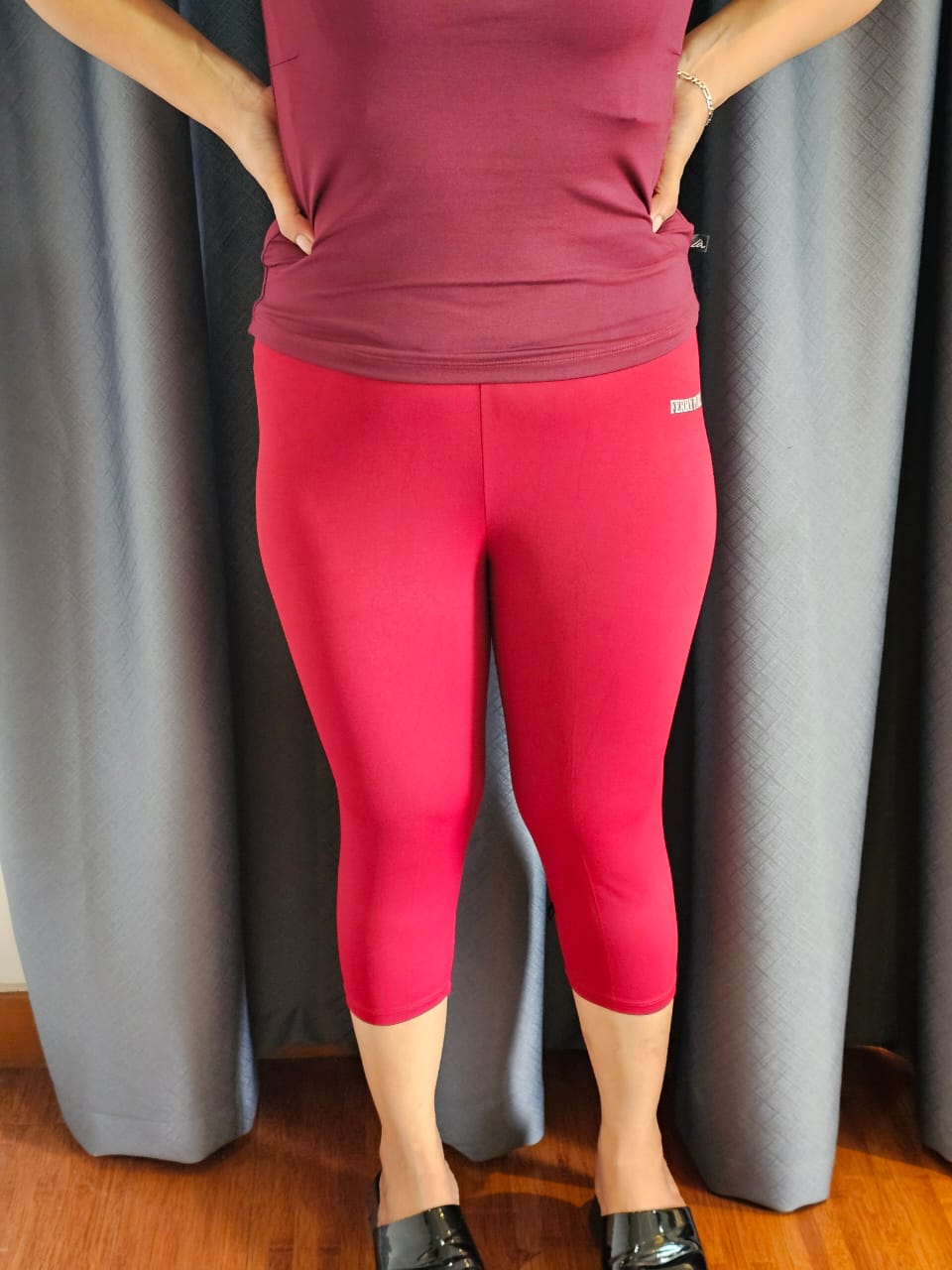 Ferrypure Capri Leggings – Deep Rose Pink
