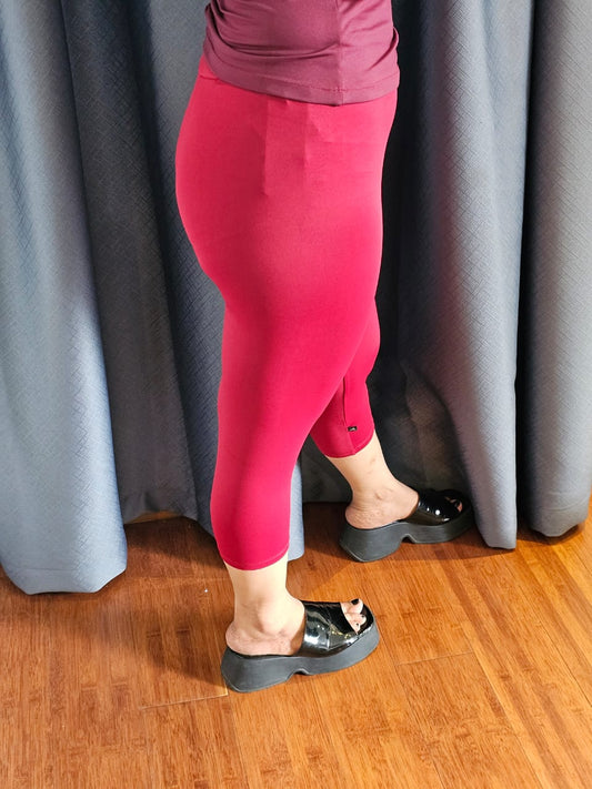 Ferrypure Capri Leggings – Deep Rose Pink