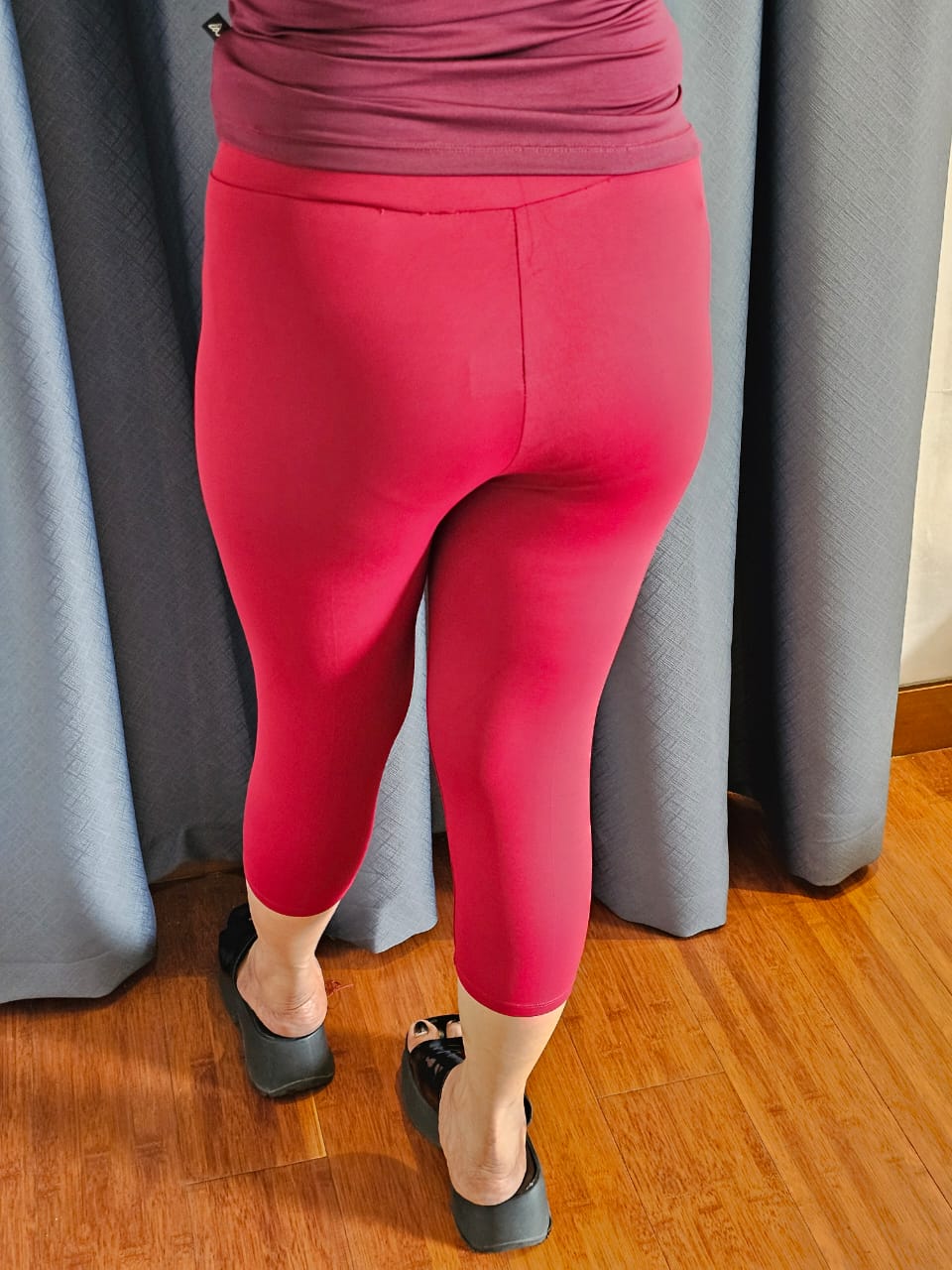 Ferrypure Capri Leggings – Deep Rose Pink