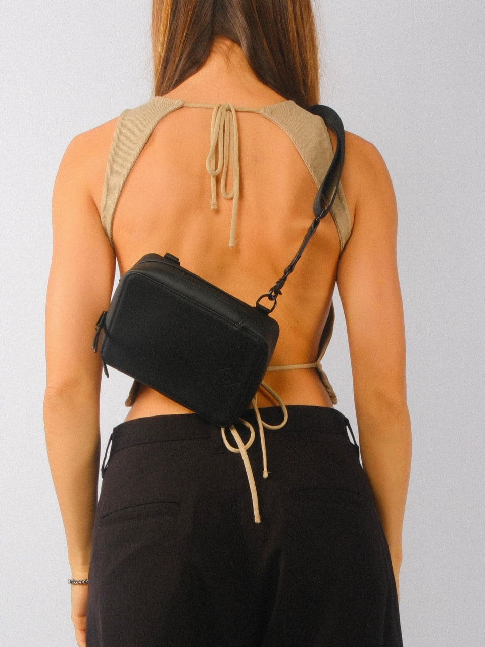 HESHE Okis Bags Collection Mini Locò Leather Crossbody Bag Black (OK30250508)